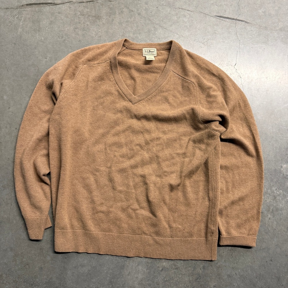 LL Bean Mens V-Neck Lambswool Sweater Camel Brown Large 264789 Raglan Sleeve